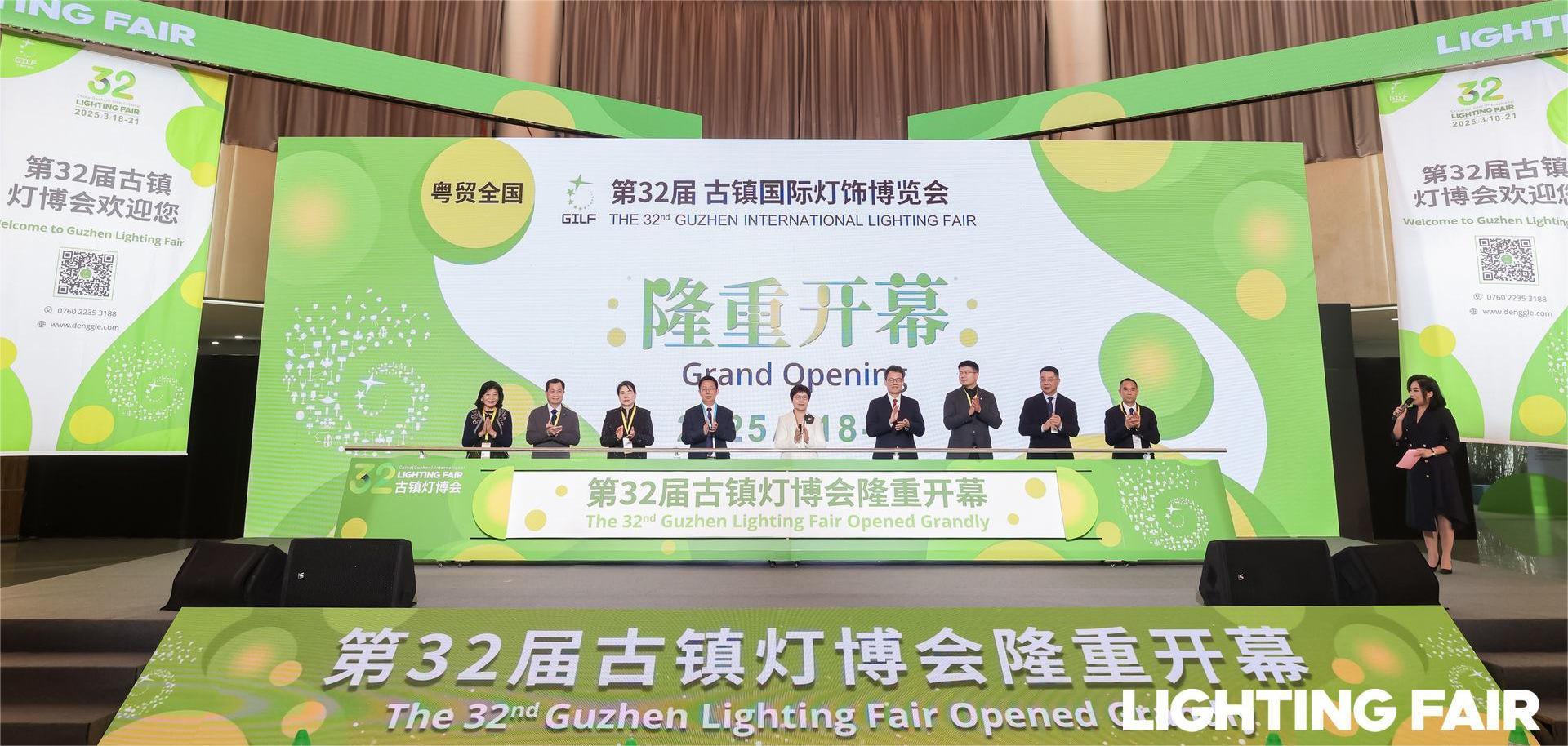 大合影已修图.jpg